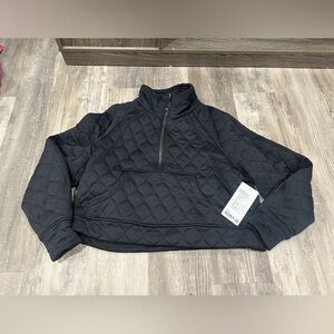 NEW with tags! Lululemon Scuba Oversized Quilted Half Zip
Black sz XL/XXL